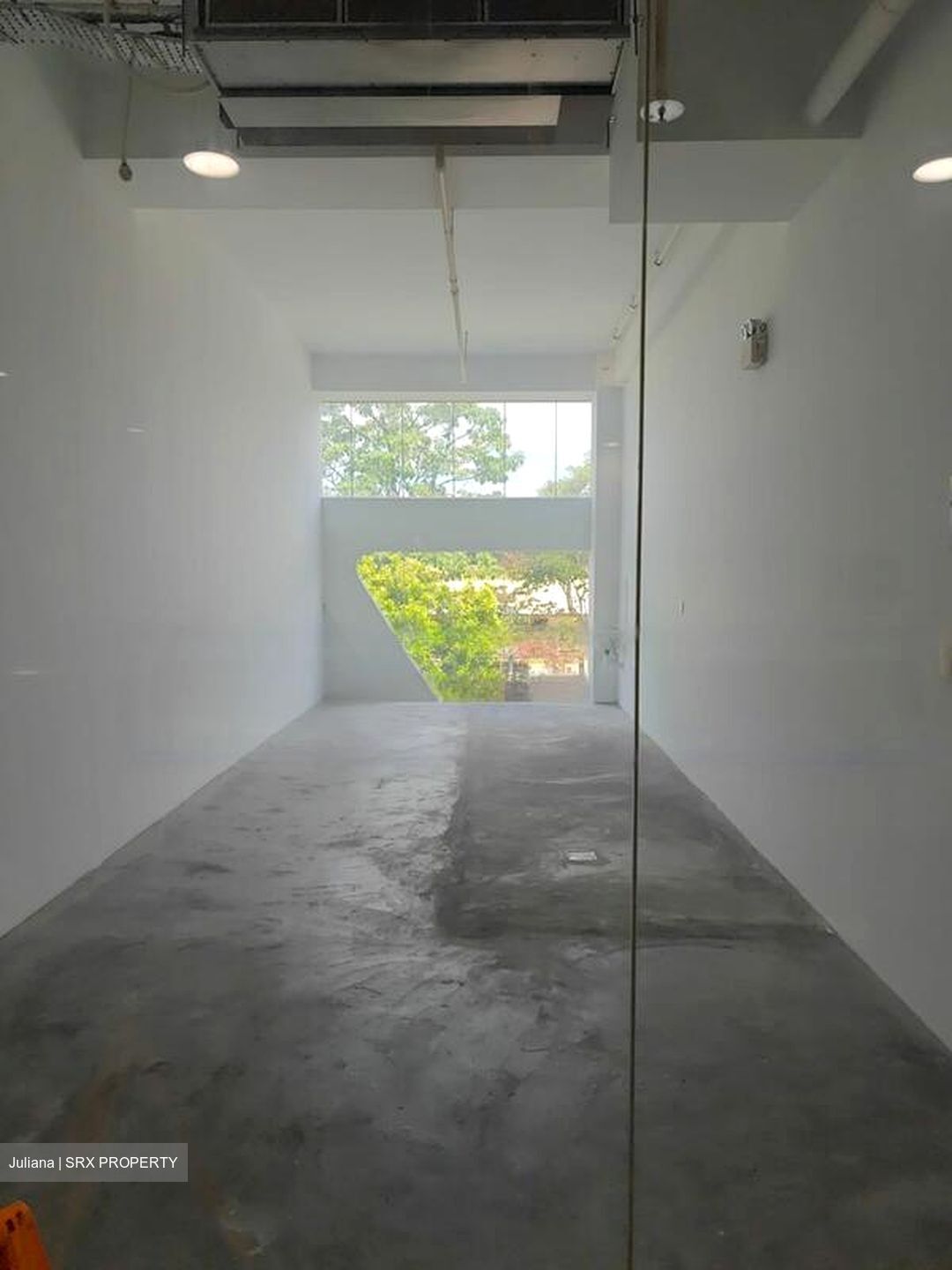 Upper Changi Road North (D17), Shop House #462715631